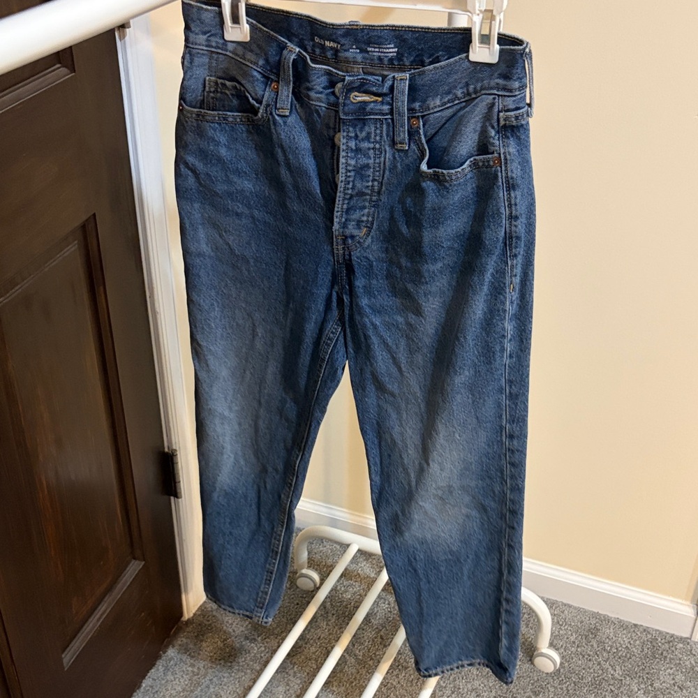Old Navy Women’s Straight Blue Jeans
